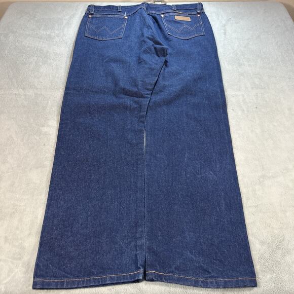 Wrangler Beyond Baggy Jeans Mens 40x30 Loose Wide Leg Hamilton NWOT 13MWZ Baggie - Picture 1 of 13